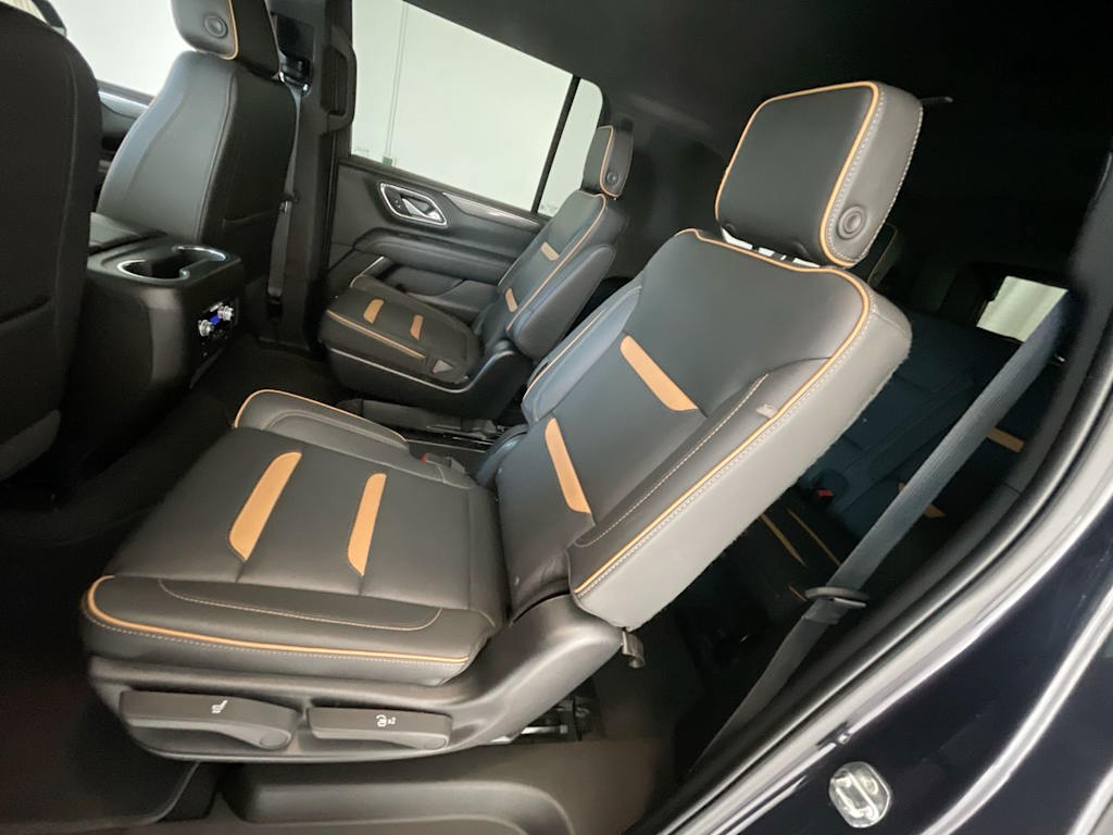 2023 GMC Yukon XL AT4 11