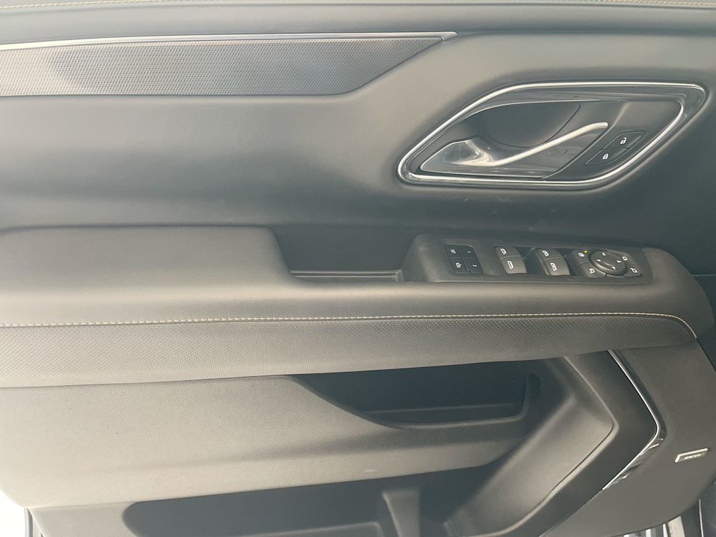 2023 GMC Yukon XL AT4 22