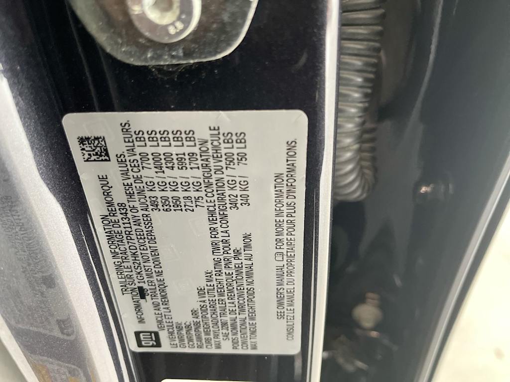 2023 GMC Yukon XL AT4 28