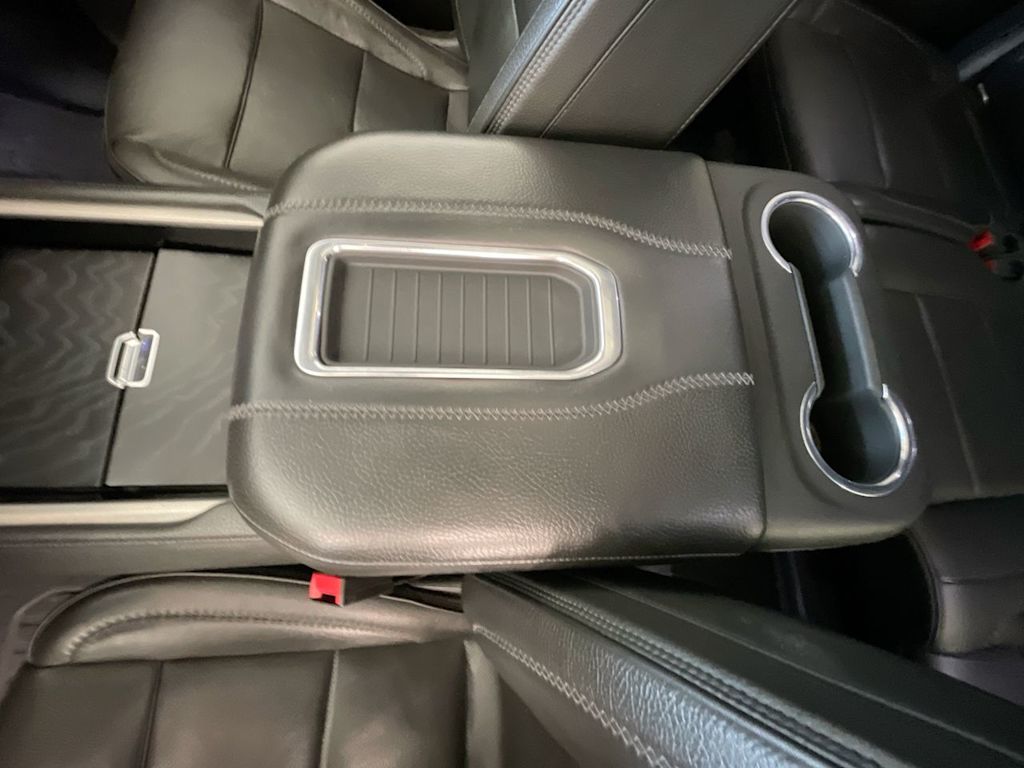 Thumbnail: 2021 GMC Yukon XL - 13