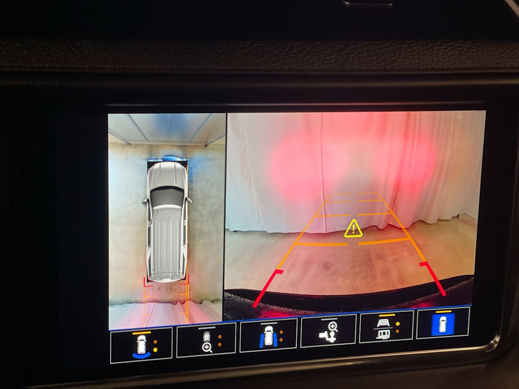 2022 GMC Yukon XL Denali 23
