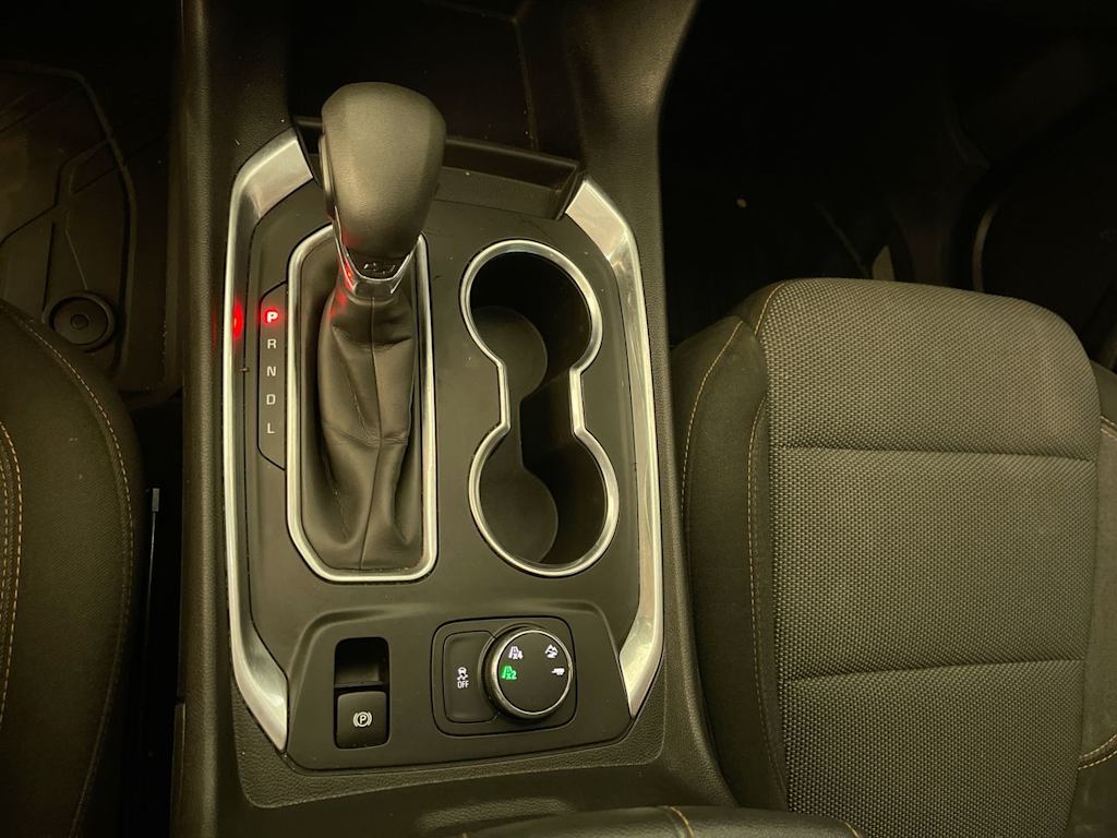 Thumbnail: 2021 Chevrolet Traverse - 13