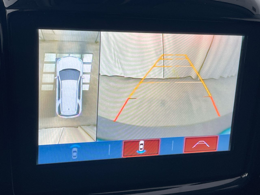Thumbnail: 2019 Chevrolet Traverse - 24