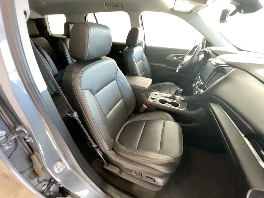 Thumbnail: 2019 Chevrolet Traverse - 10