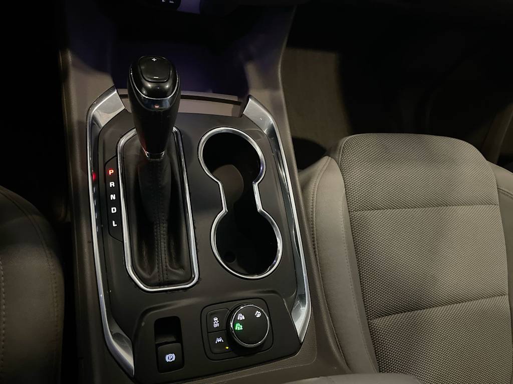 2020 Chevrolet Traverse LT 13