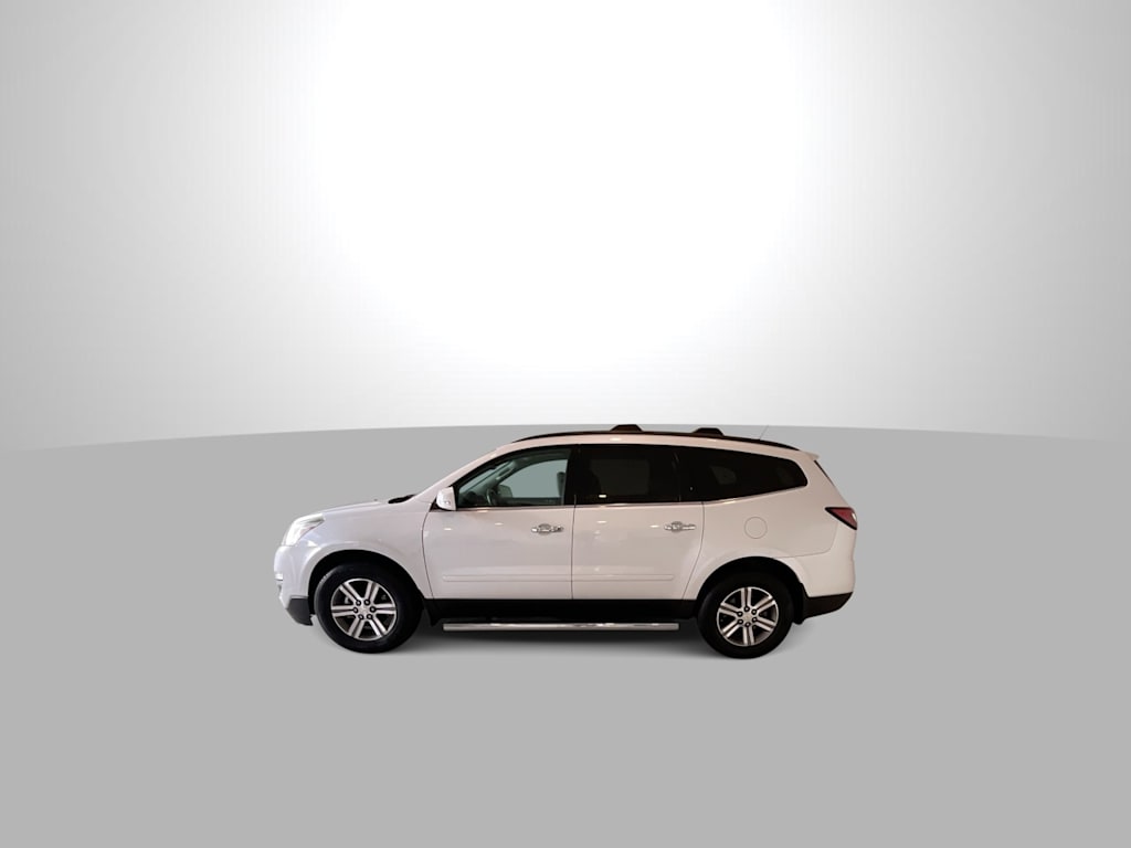 Thumbnail: 2017 Chevrolet Traverse - 18