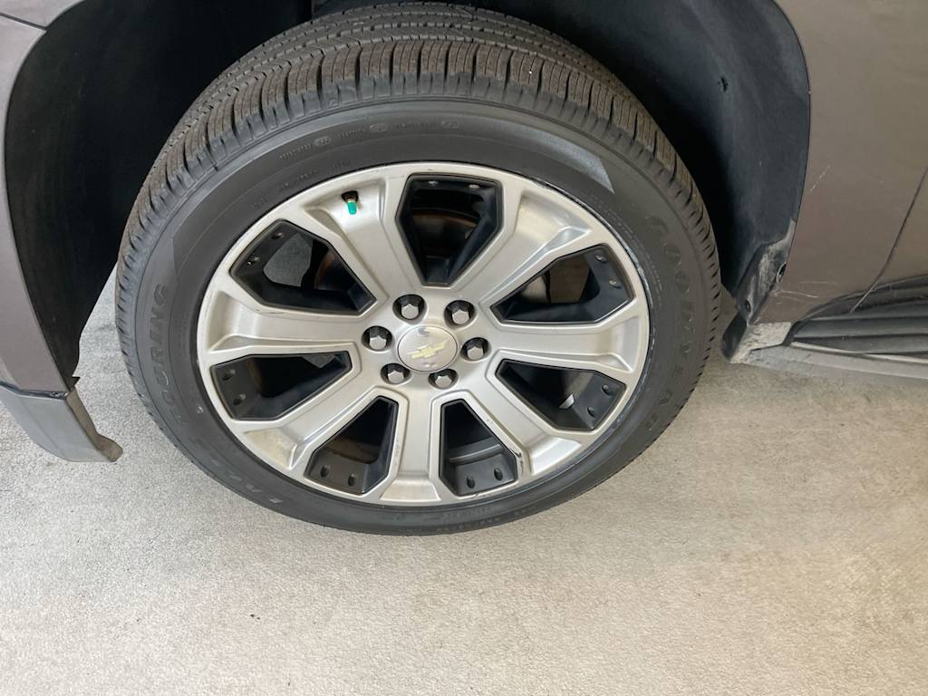 Thumbnail: 2018 Chevrolet Tahoe - 7