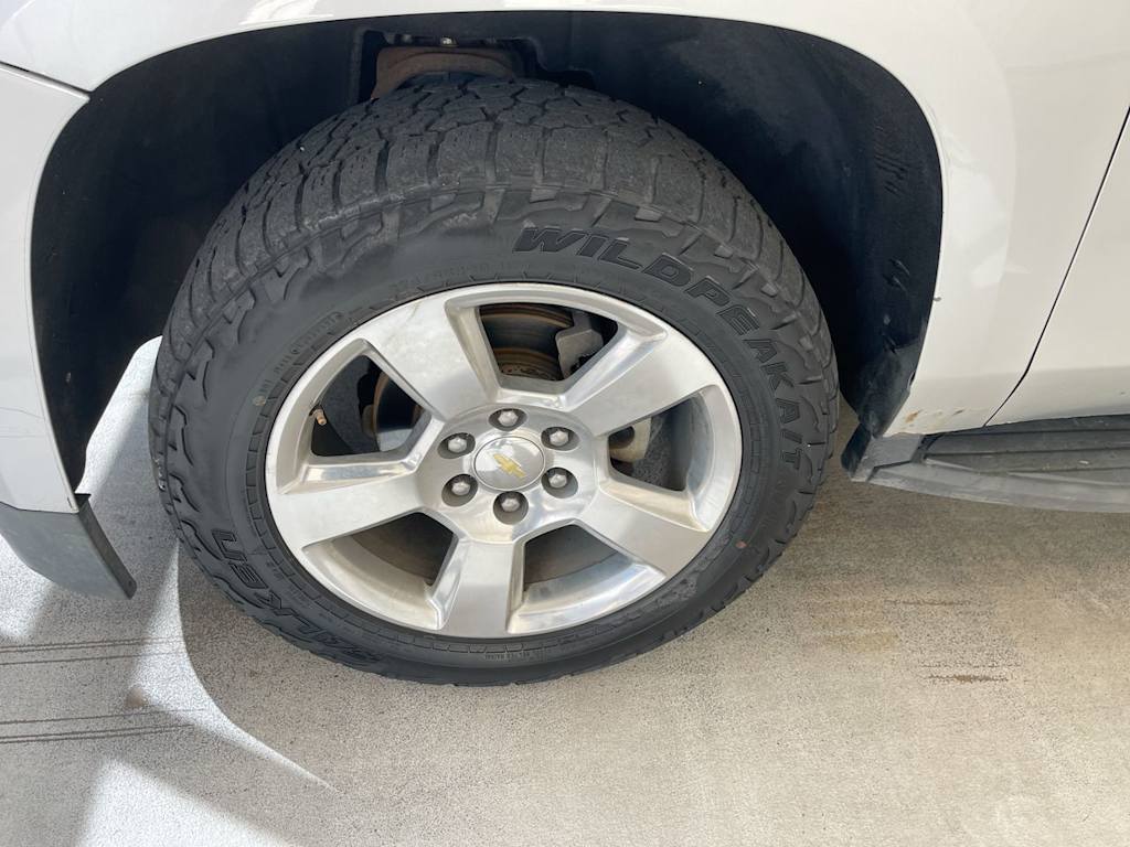 Thumbnail: 2016 Chevrolet Suburban - 7