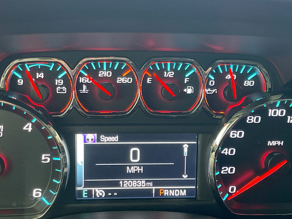 Thumbnail: 2016 Chevrolet Suburban - 13