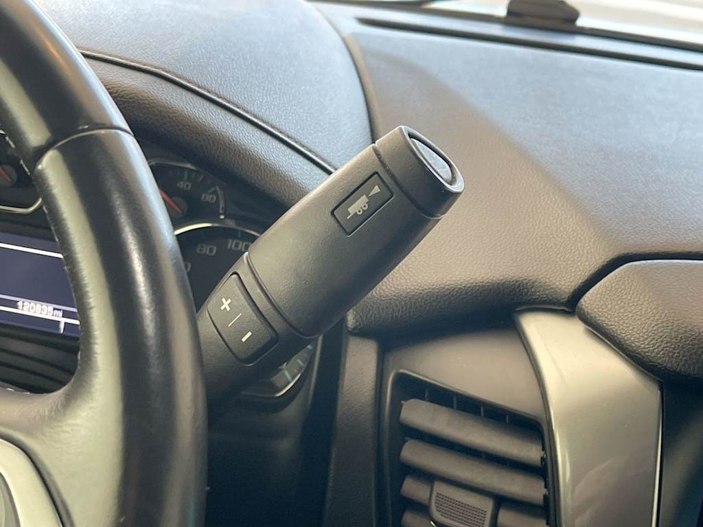 Thumbnail: 2016 Chevrolet Suburban - 26