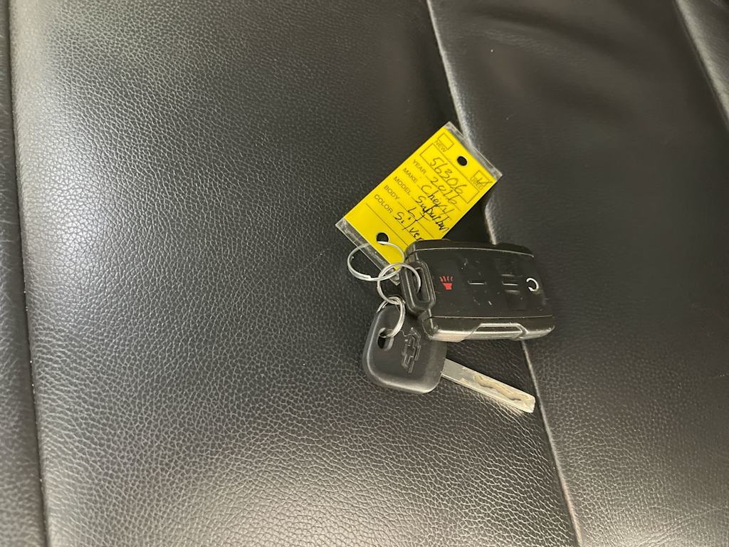 Thumbnail: 2016 Chevrolet Suburban - 15