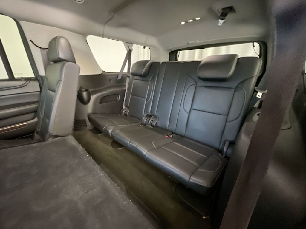 Thumbnail: 2016 Chevrolet Suburban - 28