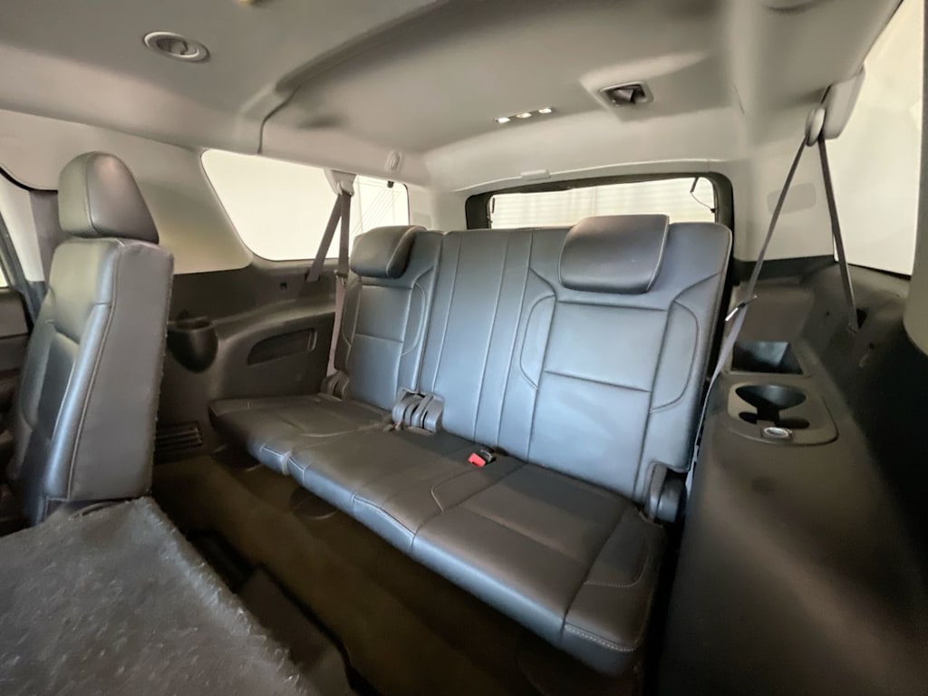 Thumbnail: 2017 Chevrolet Suburban - 27