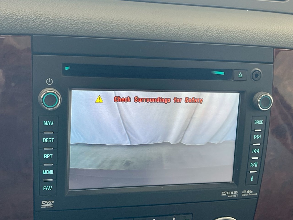 Thumbnail: 2012 Chevrolet Suburban - 23