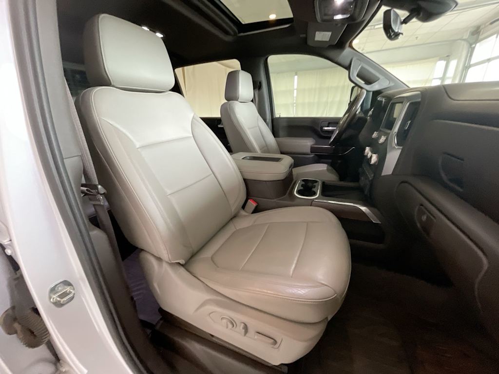 Thumbnail: 2020 GMC Sierra 3500 - 11