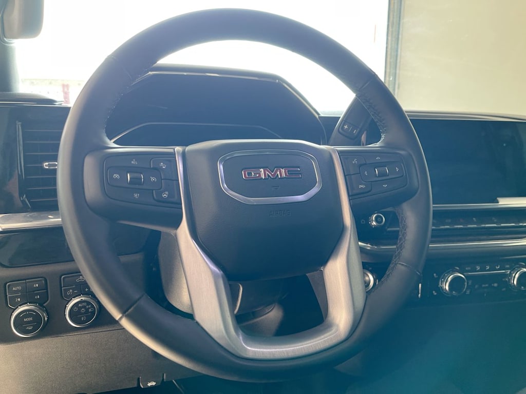 Thumbnail: 2024 GMC Sierra 1500 - 2