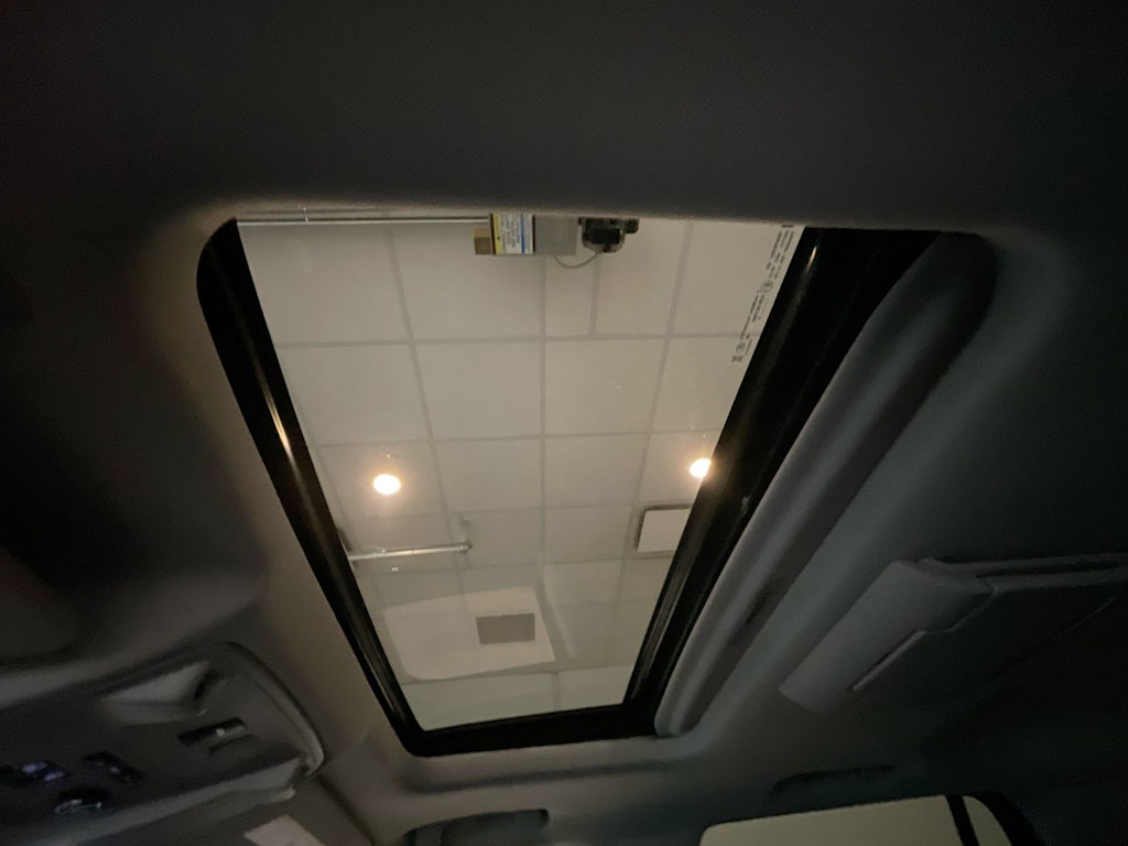 Thumbnail: 2019 Cadillac Escalade - 26