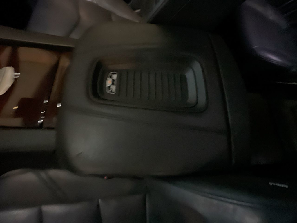 Thumbnail: 2019 Cadillac Escalade - 9