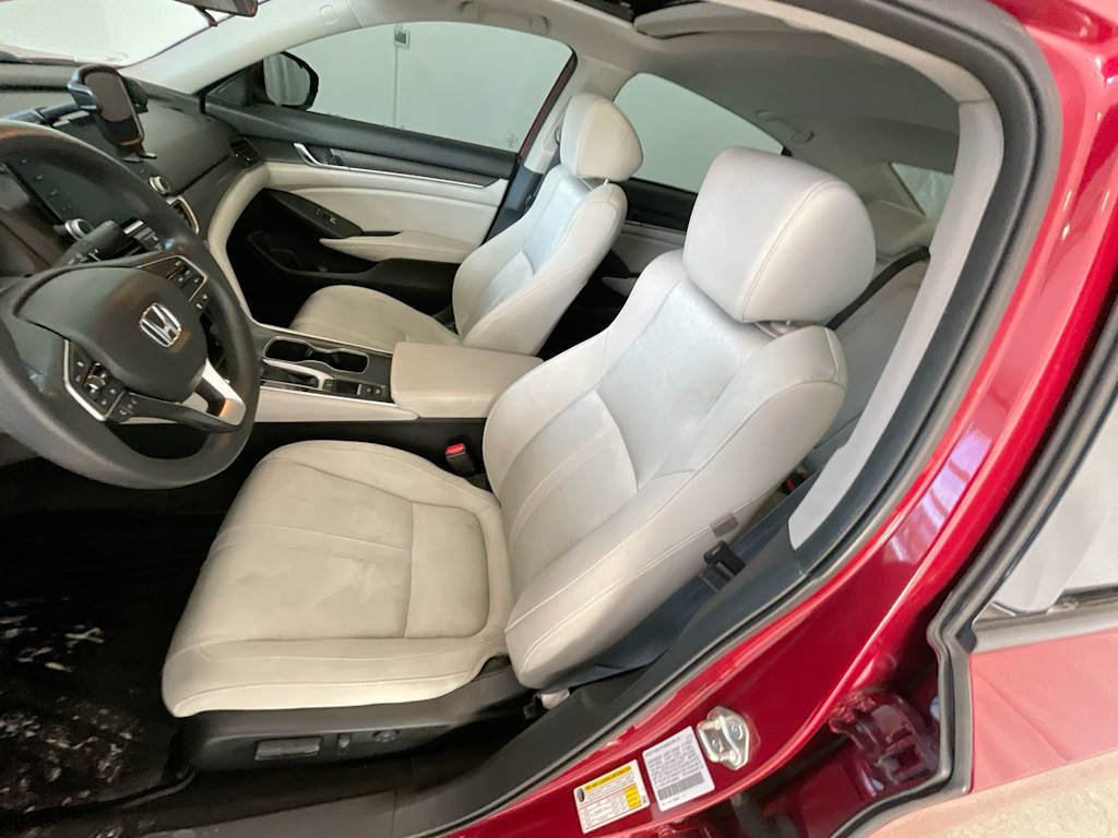 Thumbnail: 2018 Honda Accord - 9