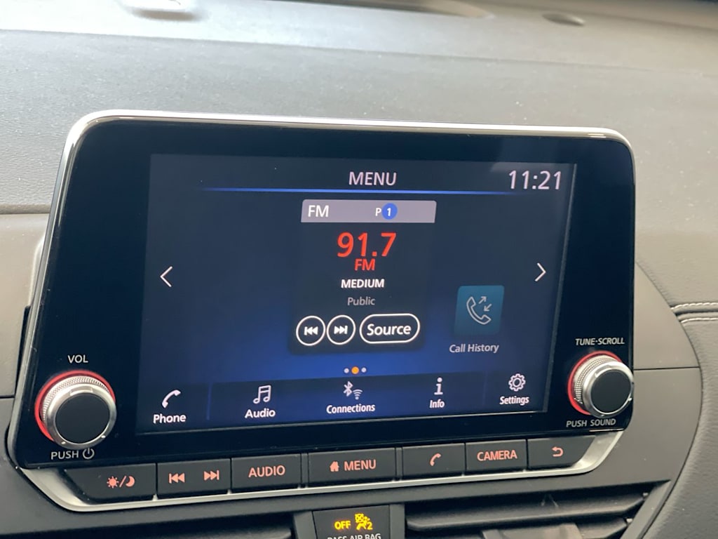 Thumbnail: 2019 Nissan Altima - 13