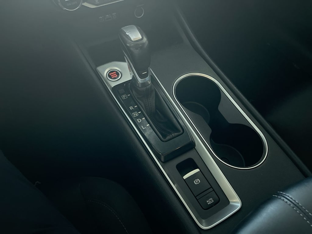 Thumbnail: 2019 Nissan Altima - 13