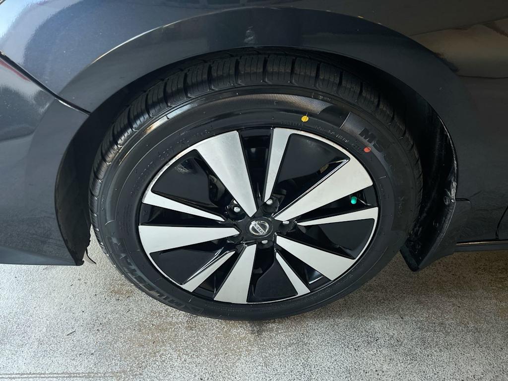 Thumbnail: 2019 Nissan Altima - 7