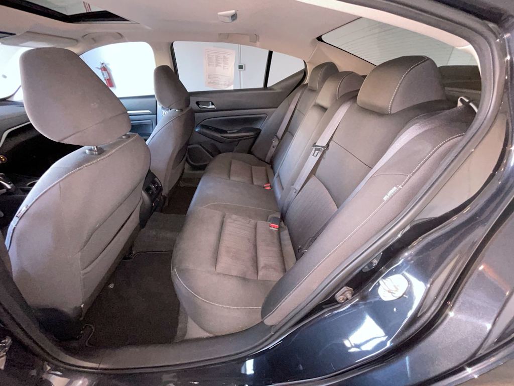 Thumbnail: 2019 Nissan Altima - 11