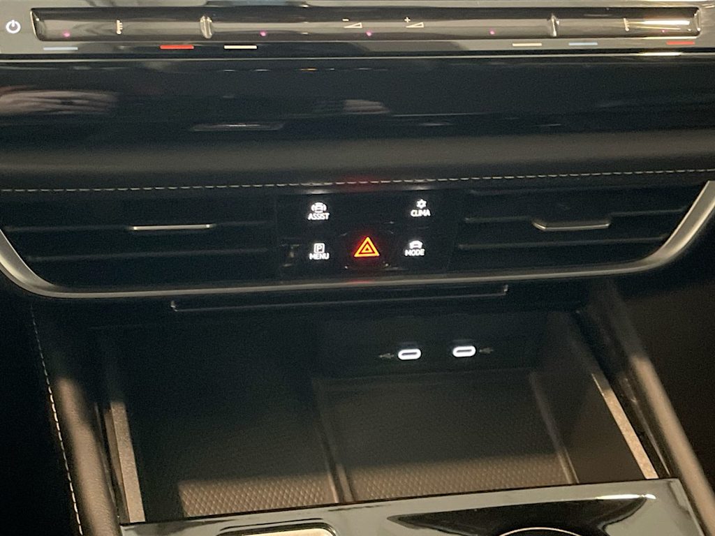 Thumbnail: 2024 Volkswagen Atlas - 25