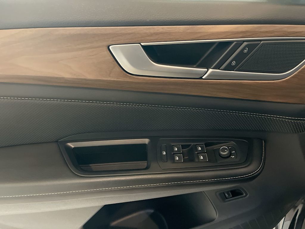 Thumbnail: 2024 Volkswagen Atlas - 22