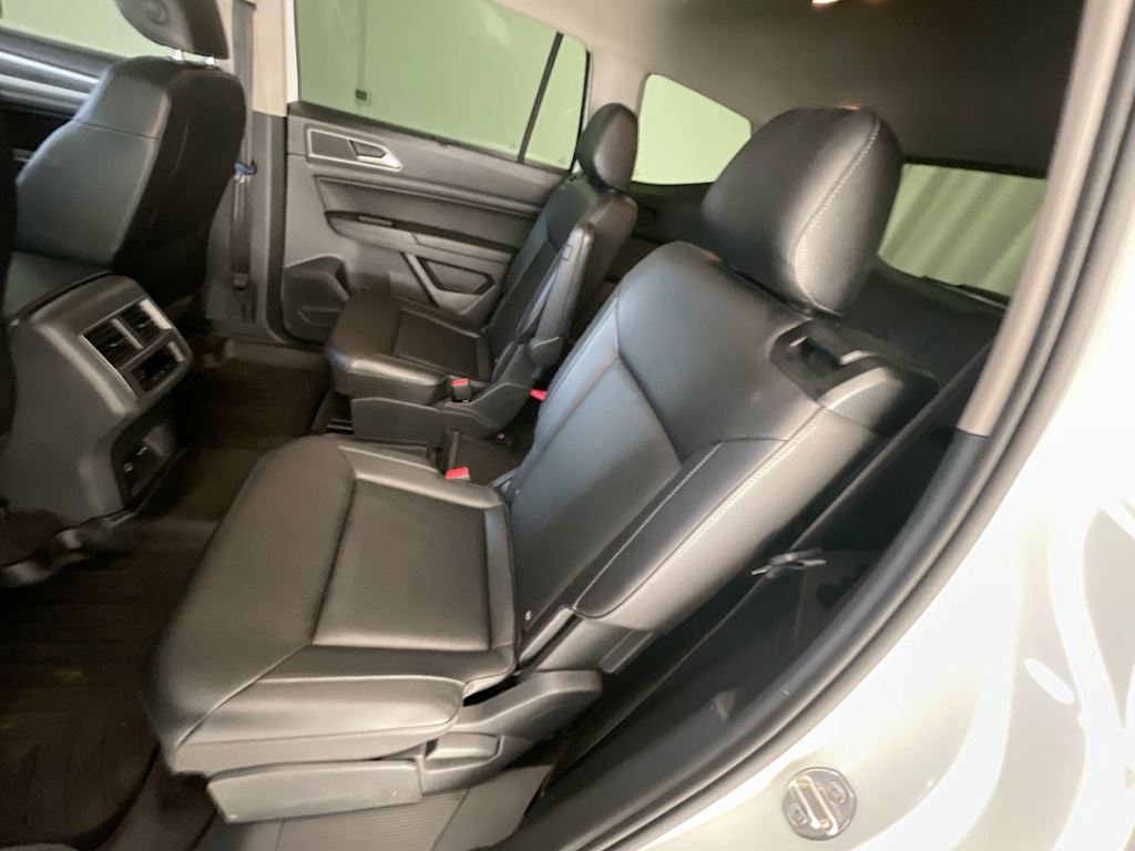 Thumbnail: 2018 Volkswagen Atlas - 11