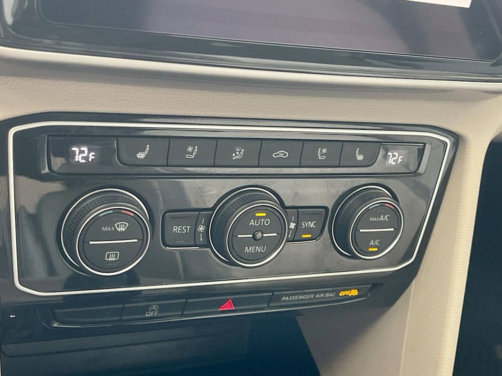 Thumbnail: 2021 Volkswagen Atlas - 26