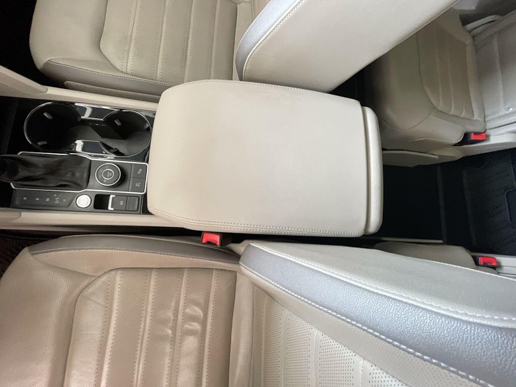 Thumbnail: 2021 Volkswagen Atlas - 10