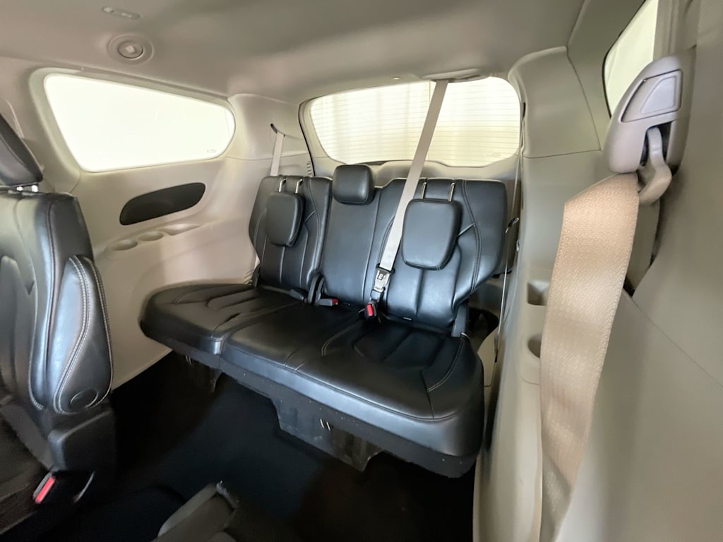 Thumbnail: 2023 Chrysler Pacifica - 27