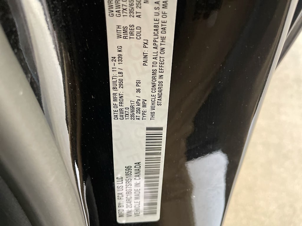 Thumbnail: 2025 Chrysler Pacifica - 16