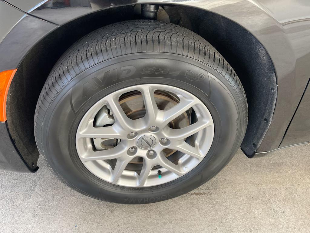 Thumbnail: 2025 Chrysler Pacifica - 6