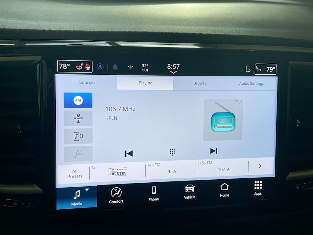 Thumbnail: 2025 Chrysler Pacifica - 11