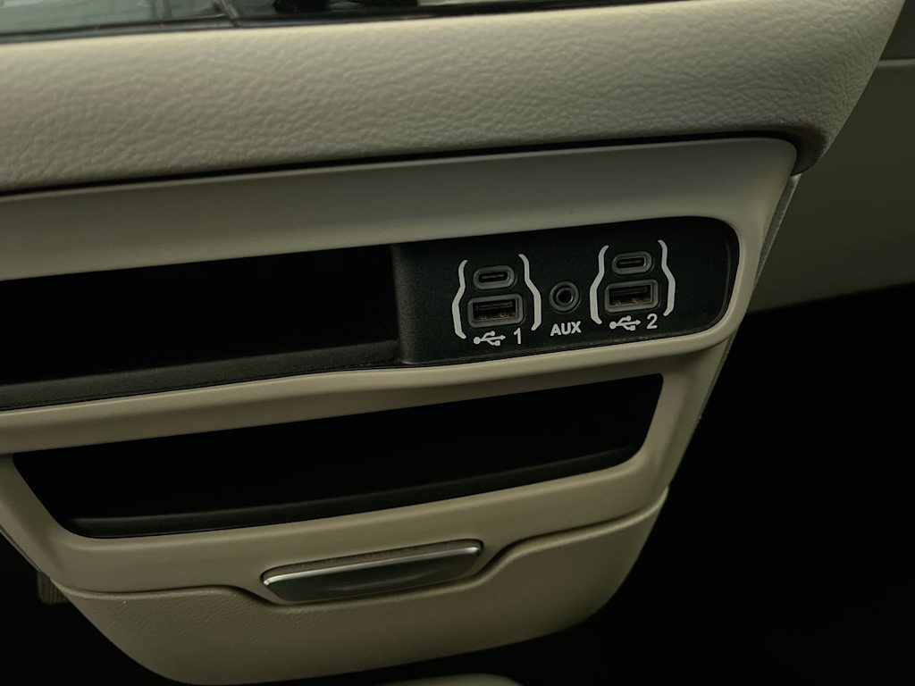 Thumbnail: 2023 Chrysler Pacifica - 29