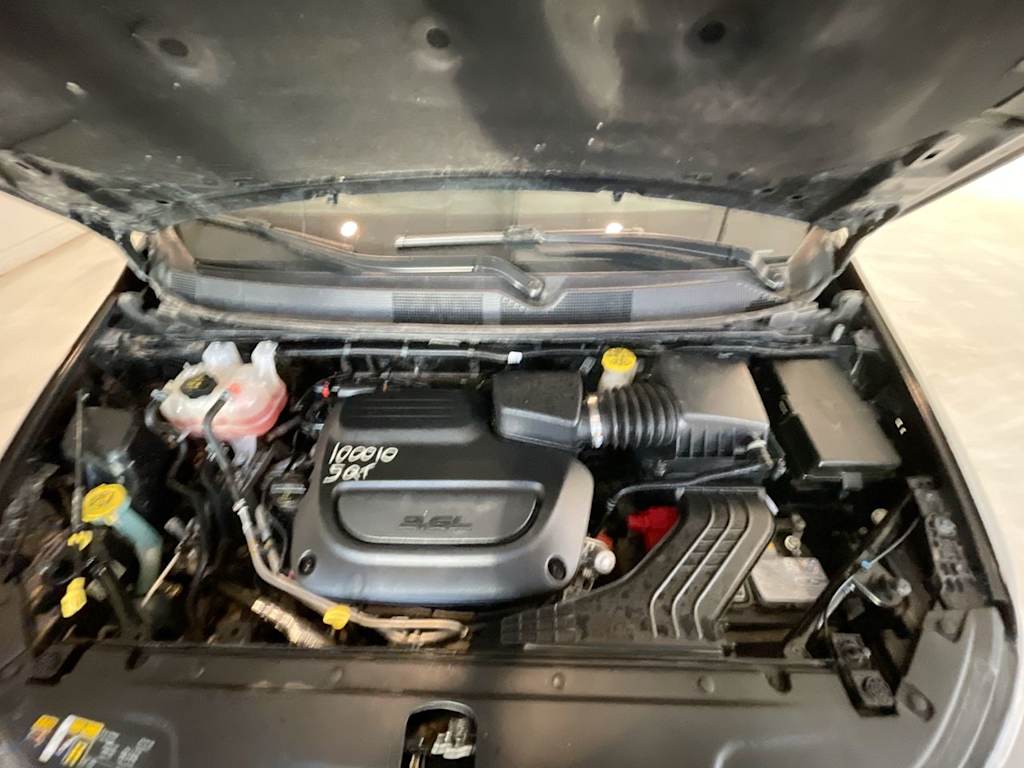 2023 Chrysler Pacifica Touring L 8