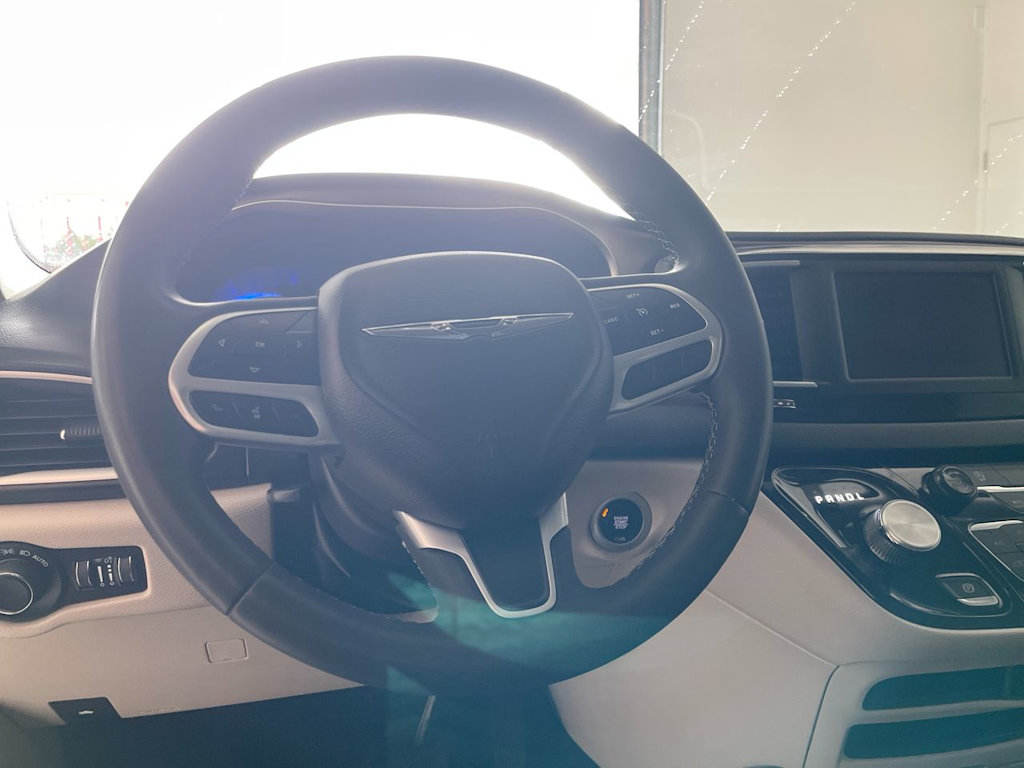 Thumbnail: 2023 Chrysler Voyager - 2