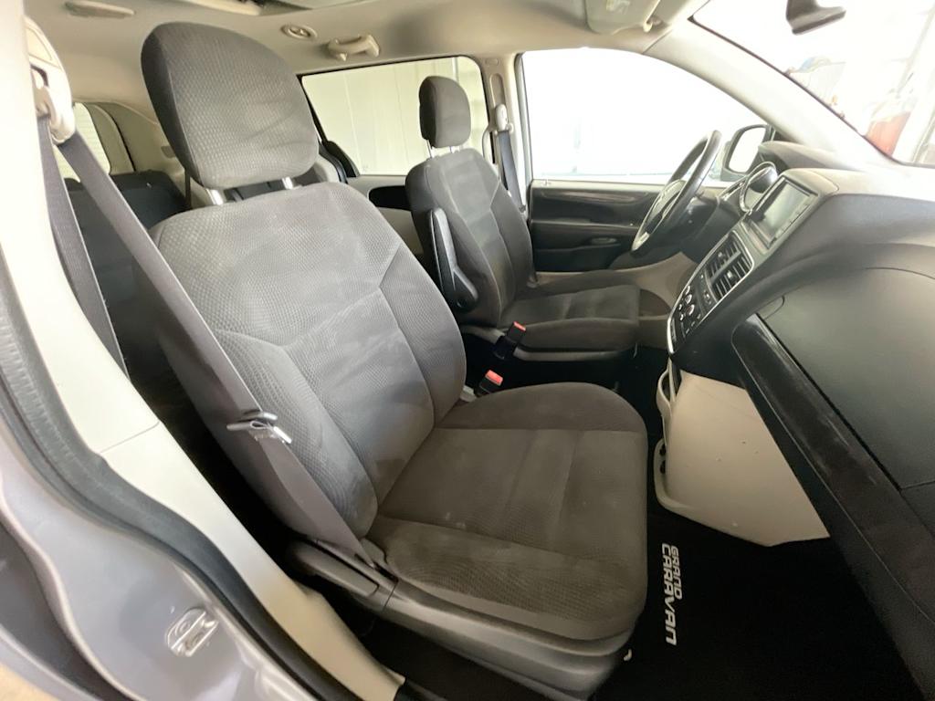 Thumbnail: 2017 Dodge Grand Caravan - 10