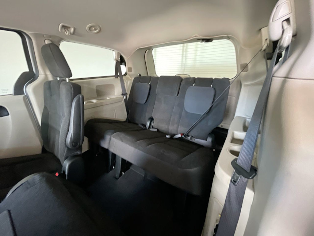 Thumbnail: 2017 Dodge Grand Caravan - 25