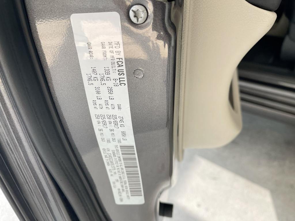Thumbnail: 2019 Dodge Grand Caravan - 17