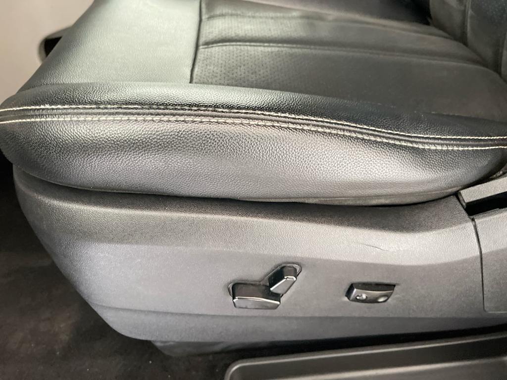 Thumbnail: 2019 Dodge Grand Caravan - 22