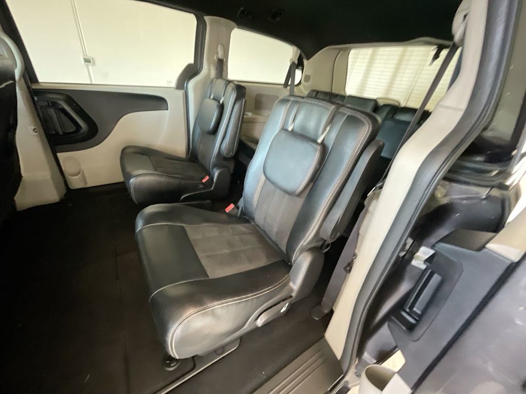 Thumbnail: 2019 Dodge Grand Caravan - 11