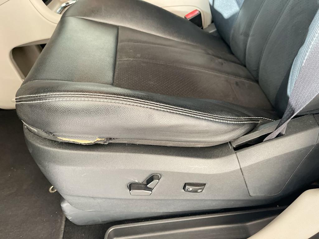 Thumbnail: 2019 Dodge Grand Caravan - 22