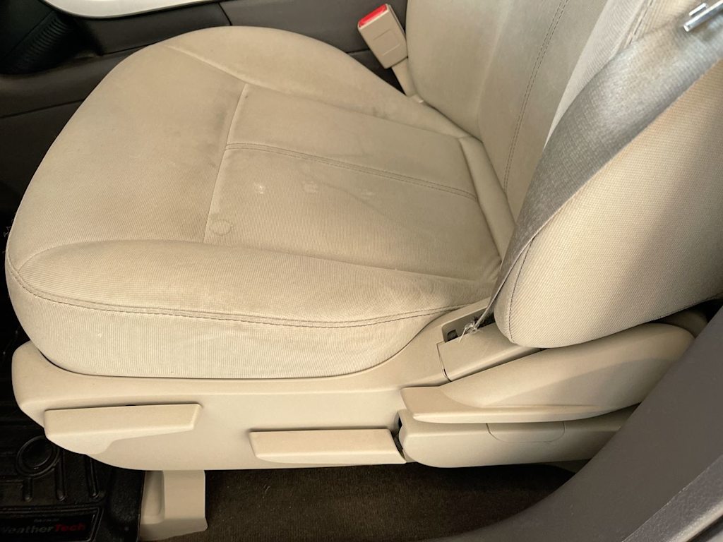 Thumbnail: 2014 Ford Edge - 22
