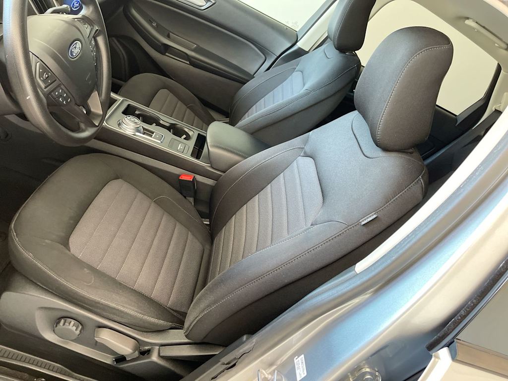 Thumbnail: 2021 Ford Edge - 8