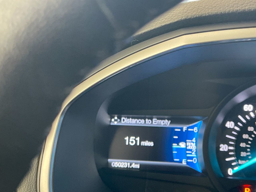 Thumbnail: 2016 Ford Edge - 12