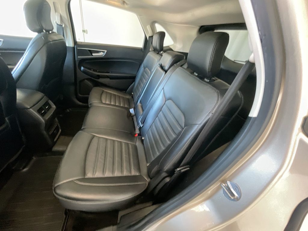 Thumbnail: 2018 Ford Edge - 28