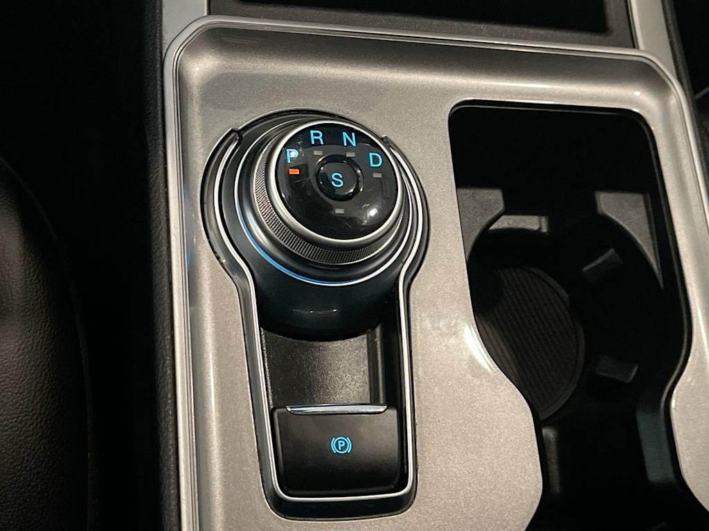 Thumbnail: 2023 Ford Edge - 12